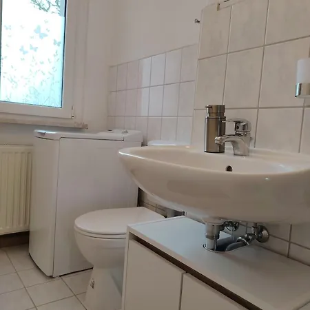 Gemuetliche Nahe Talsperre -7 Min Zur A72 *