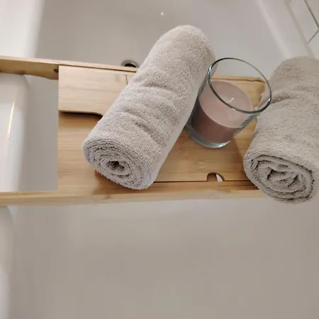 Gemuetliche Nahe Talsperre -7 Min Zur A72 Apartment *